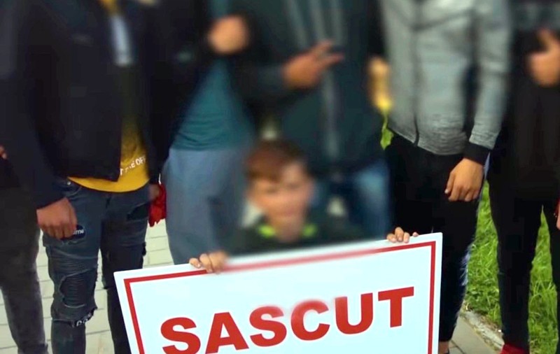 Nicio anchetă la liceul din Sascut, în cazul elevilor aduși la mitingul PSD din Iași, deși ministrul Educației știe că e în curs
