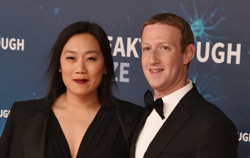 Mark Zuckerberg și soția sa au dat detalii despre prima lor întâlnire. Amănunte neștiute din viața șefului Facebook