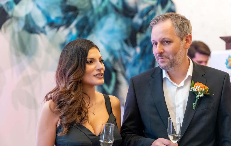 Ioana Ginghină le răspunde celor care i-au criticat dansul lasciv. „Eu, care am pozat în Playboy și sunt actriță, mă întrebați cum mă expun?”