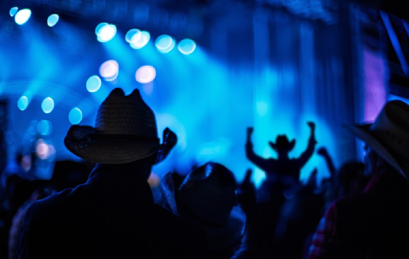 Muzica și mâncarea balcanice pun stăpânire pe Timișoara în weekend, la Banaton Fest. Dragana Mirković va cânta în premieră live pe malul Begăi