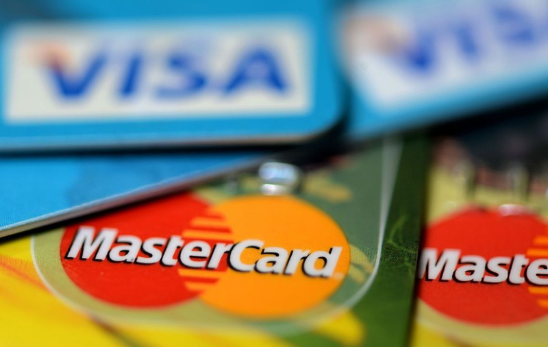 Europa trebuie să înlocuiască Visa și Mastercard urgent, înainte să devină arme, anunță șefa unei alianțe bancare