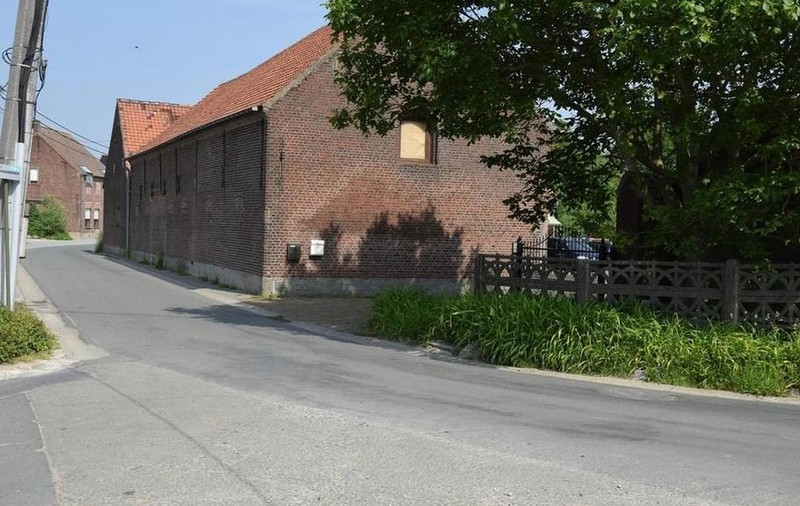 100 de oameni, inclusiv figuranți, aduși la reconstituirea unei crime între români, în Belgia. O stradă e închisă toată ziua