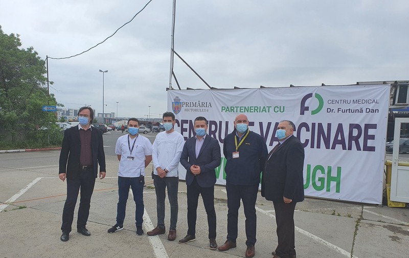 Al doilea centru drive-thru de vaccinare din București, deschis în sectorul 6. Primarul Ciucu: „E excelent poziționat”