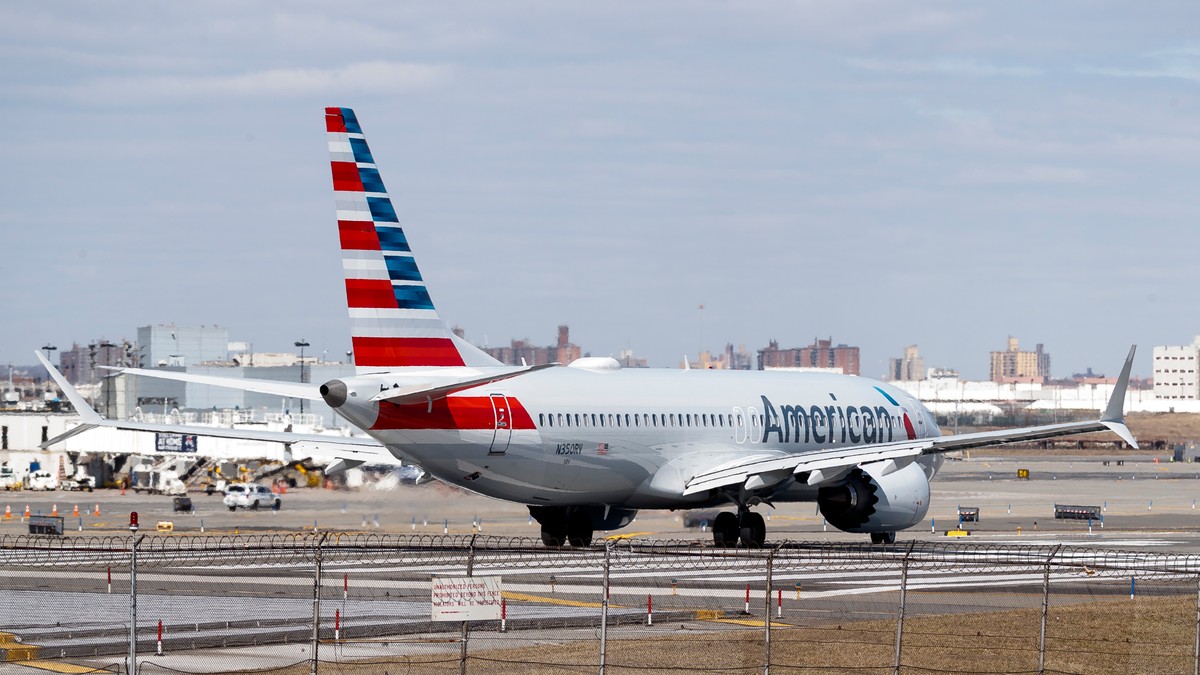 Două aeronave Boeing 737 MAX s-au prăbuşit