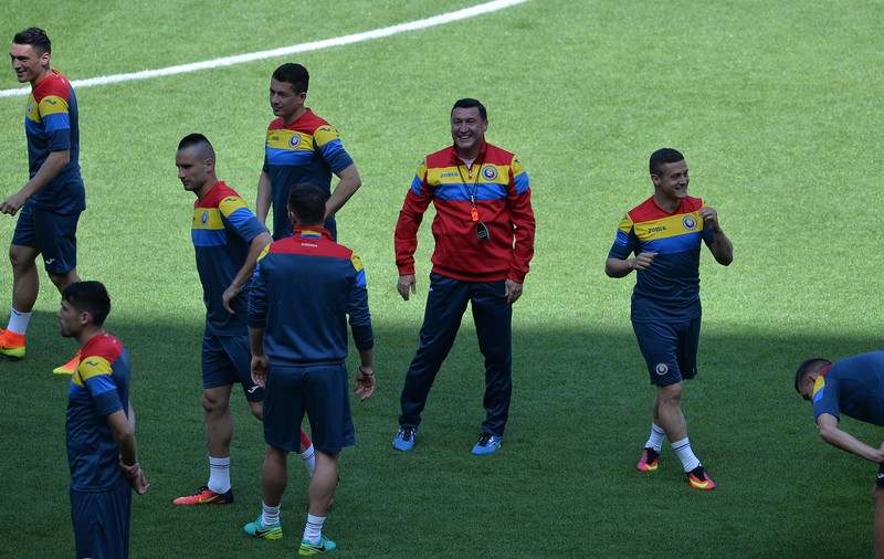 Euro 2016. Tricolorii au efectuat antrenamentul oficial pe Stade de France, ultimul înaintea meciului cu ”Les Bleus” (vineri, ora 22:00). Zâmbete și uimire / GALERIE FOTO și VIDEO