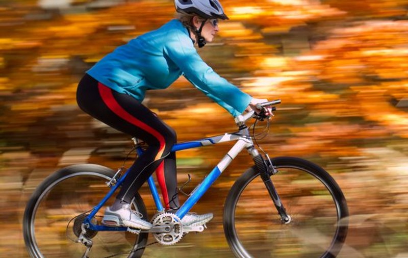 ”Supuşi” obligaţi să dea salariul pe o lună pe... biciclete