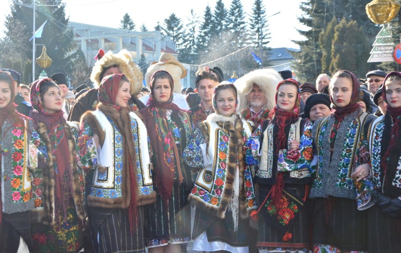 GALERIE FOTO/ Cum se pregătesc gospodinele din Bucovina de Sărbători