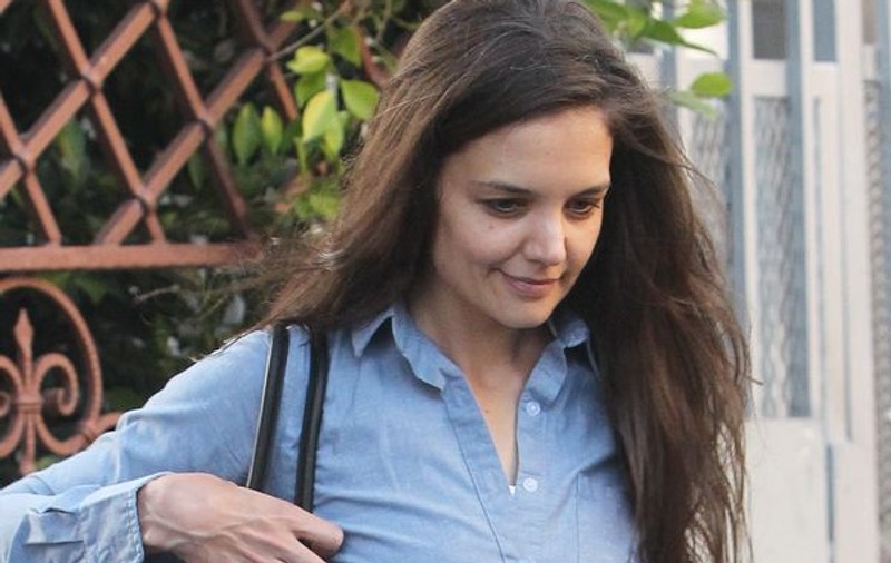 Ce nasoală e Katie Holmes, nemachiată și căruntă! | Foto