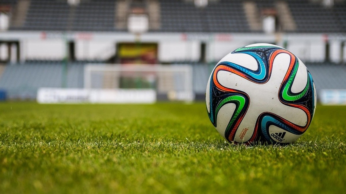 minge fotbal