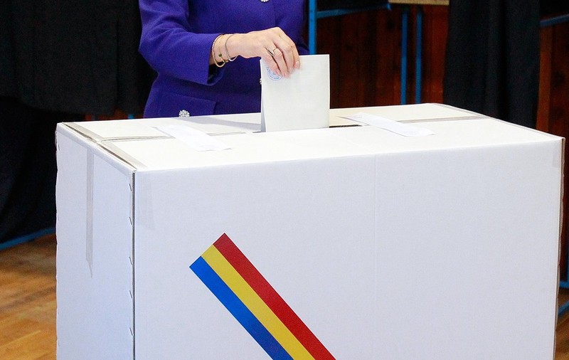Câte femei au pus partidele pe listele de candidați pentru europarlamentare