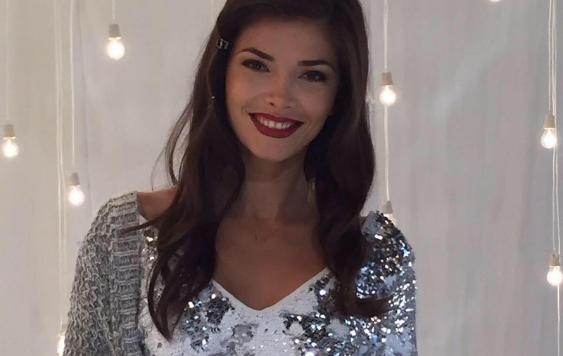 Alina Pușcaș s-a apucat de colorat. Cum a fost surprinsă cu puțin timp înainte de a naște