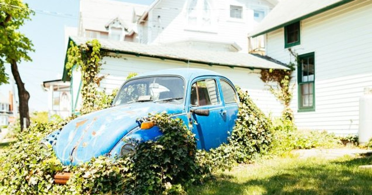 Primăria Sectorului 1 a început ridicarea maşinilor abandonate