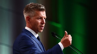 Guvernul Bolojan îi cere lui Péter Magyar să investigheze milioanele trimise de Budapesta în Transilvania