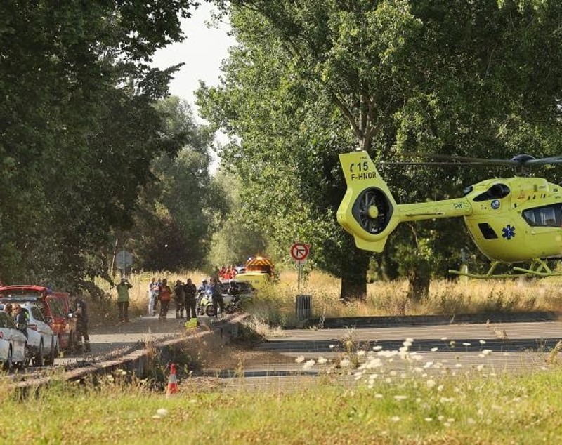 Șofer român de TIR arestat, după ce în camionul lui „parcat suspect” pe autostradă a intrat un vameș pe motocicletă și a murit pe loc, în Franța