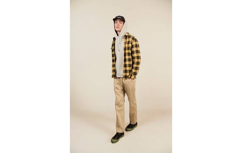 Levi’s transformă confortul în prioritate alături de XX Chino EZ pentru Toamna/Iarna 2021
