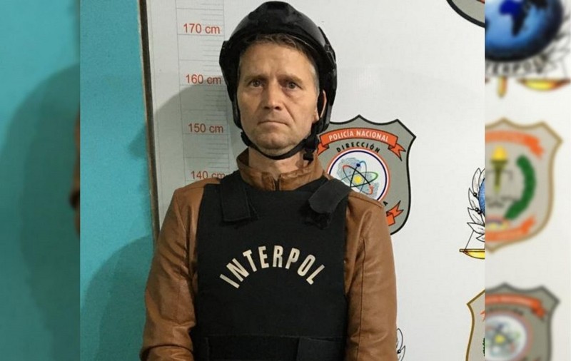 Român căutat de Interpol, prins alături de fiica lui de 10 ani, când încerca să fugă din Paraguay