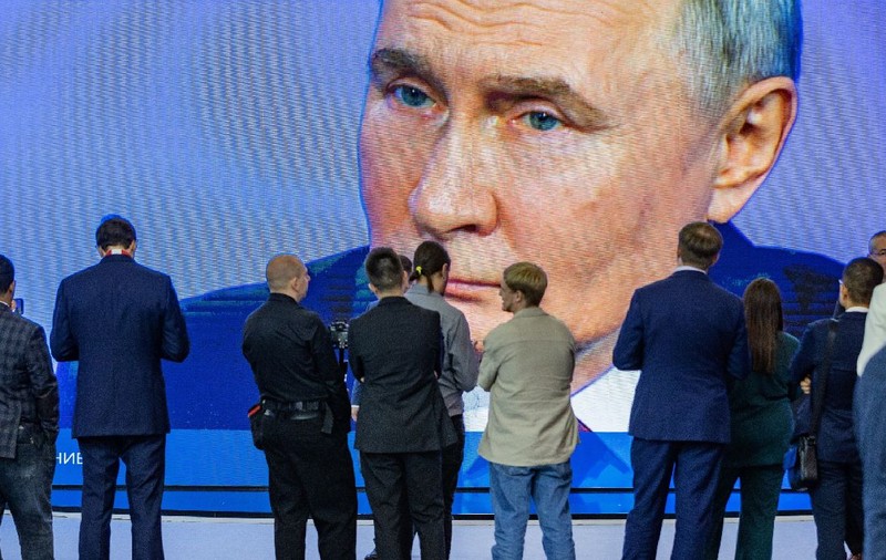 Putin i-a obligat pe fizicienii celui mai important centru nuclear să monitorizeze „reacțiilor sociale și psihologice” ale rușilor la deciziile lui