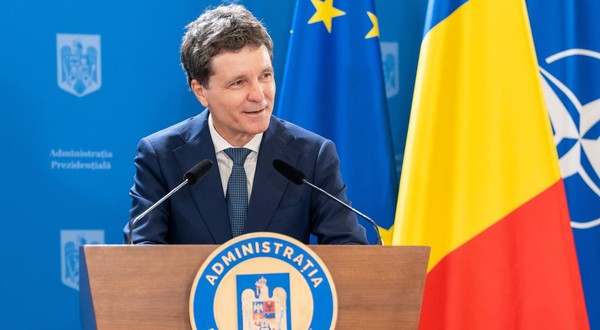 Mesajul lui Nicușor Dan pentru profesori, elevi și părinți la începutul anului școlar 2026-2027: „Școala trebuie să formeze adulți cu simț critic” și „Nu neglijați interacțiunile cu ceilalți”