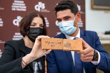 Deputatul PNL George Tuță a devenit ctitor al Teatrului Grivița 53