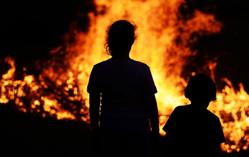 Ce înseamnă când visezi incendiu