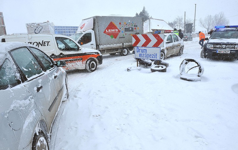 A intrat în vigoare codul galben de ninsori și viscol în peste jumătate din țară! Harta zonelor vizate de avertizarea meteorologilor