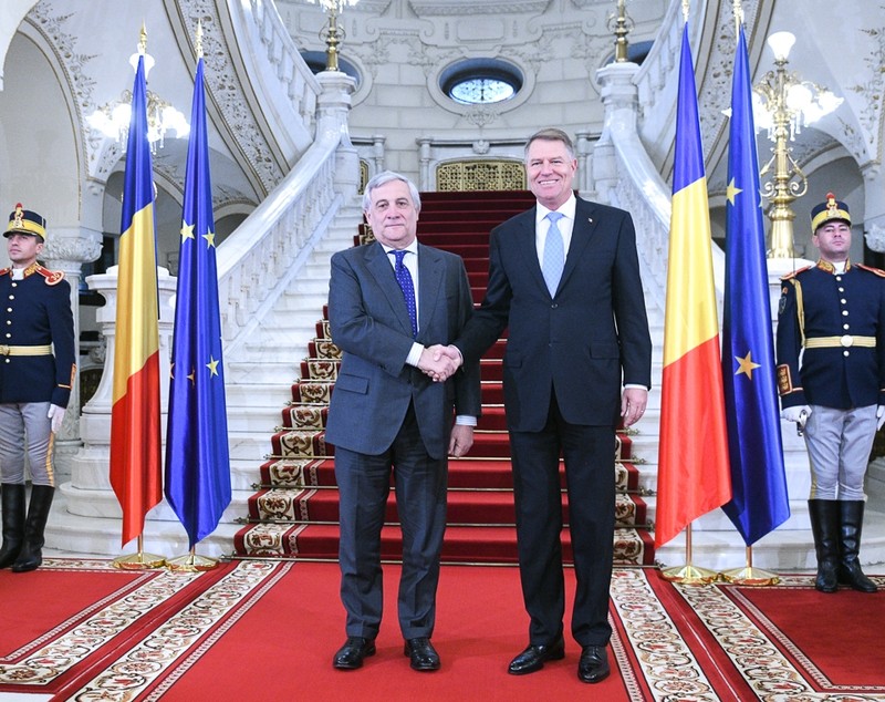 FOTO. Preşedintele Klaus Iohannis l-a primit pe Antonio Tajani la Cotroceni. Preşedintele PE: "Dumneavoastră aveţi un rol foarte important pentru noi"