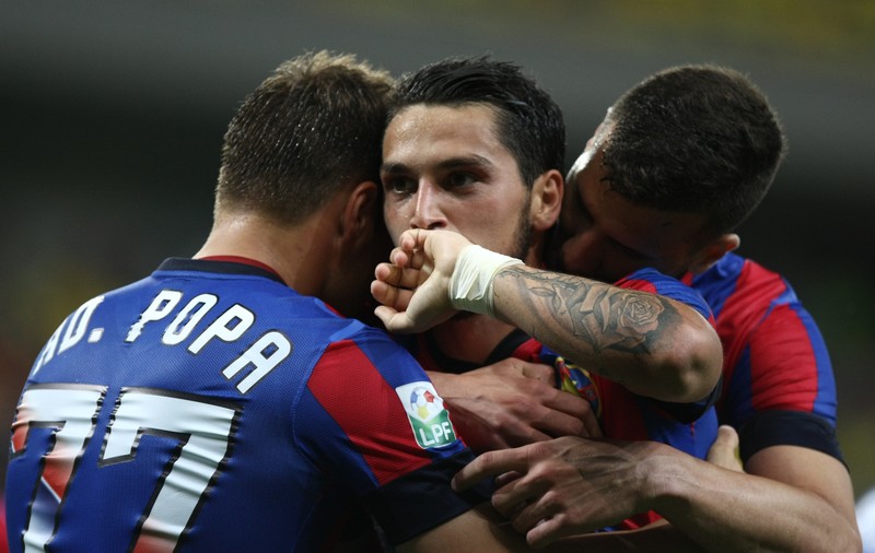 ASTRA - ASA 3-1 şi STEAUA - FC BOTOŞANI 2-0. Rocada mare / VIDEO