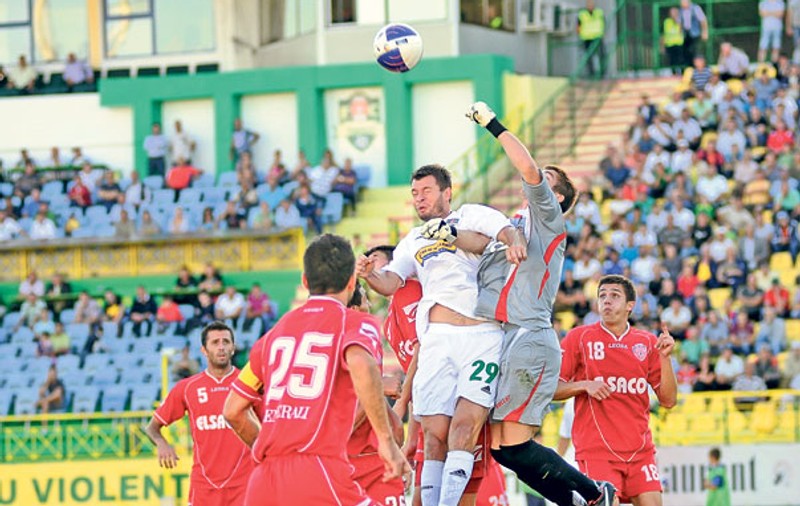 Învinşi în Cupă de FC Botoşani (0-1), fotbaliştii lui FC Vaslui i-au stricat ziua de naştere patronului Adrian Porumboiu: «Să le fie ruşine!»