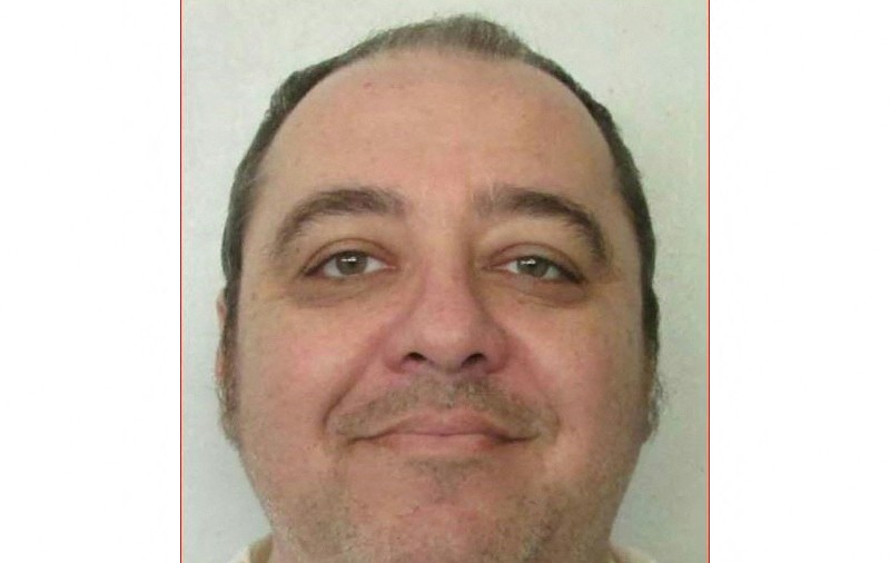 Un criminal din SUA va fi executat, în premieră, prin asfixiere cu azot, după ce a supraviețuit injecției letale. ONU denunță metoda