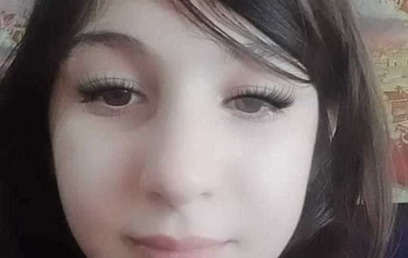 O fată de 12 ani din Prundeni, județul Vâlcea, a dispărut de acasă. Poliția cere ajutor pentru a o găsi
