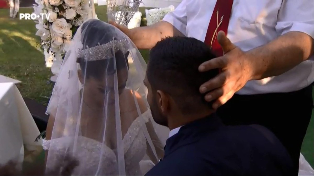 Moment neplăcut la nunta Brigittei Sfăt cu Florin Pastramă. Au adus fluturi, dar le-au zburat direct în față