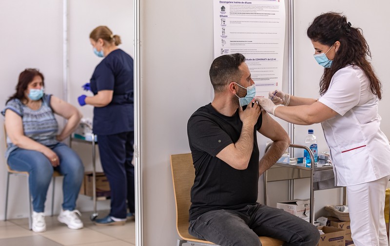 Sub 10.000 de persoane, vaccinate anti-COVID cu prima doză, în ultimele 24 de ore
