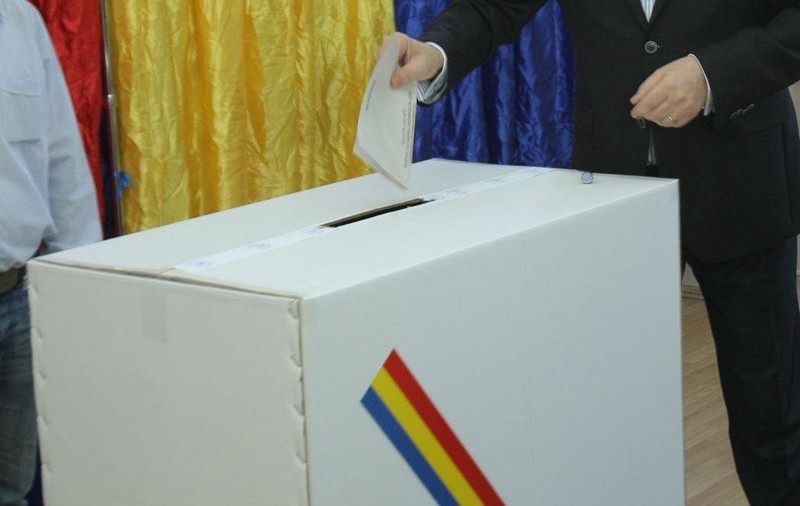ALEGERI LOCALE 2016 | Sloganuri de tot râsul cu care candidații își cheamă alegătorii la urne!