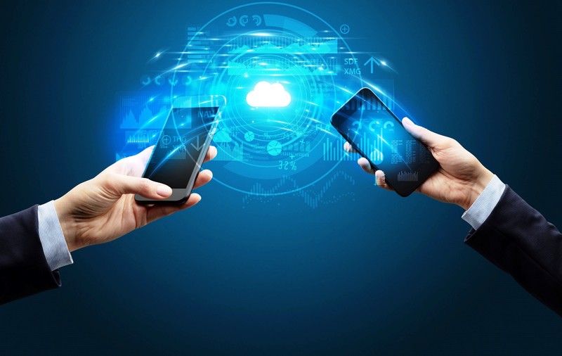 Cum transferi datele de pe telefonul vechi cu Android pe cel nou