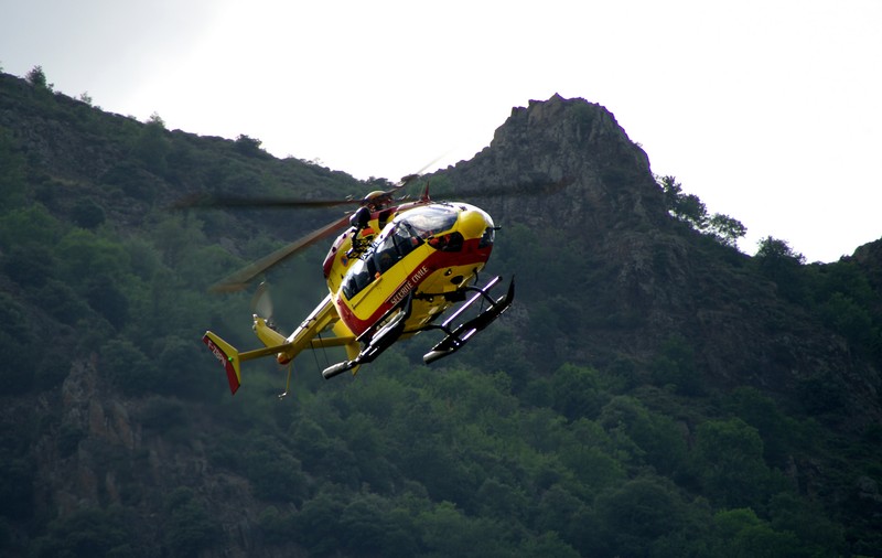 ELICOPTER PRĂBUŞIT ÎN FRANŢA! 5 oameni au murit