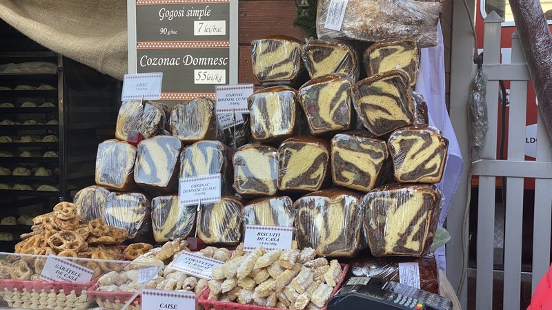 Un un kilogram de cozonac domnesc costa 55 de lei la „Bucharest Christmas Market”