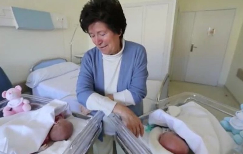 Cea mai bătrână mamă din Spania a rămas fără copii. Gemenii, luați în grija statului