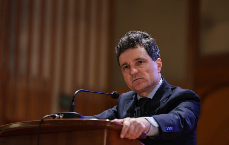 Primarul PSD din Buzău îl susține pe Nicușor Dan și crede că și alți primari ai partidului vor face la fel: „Trebuie să alegem democrația”