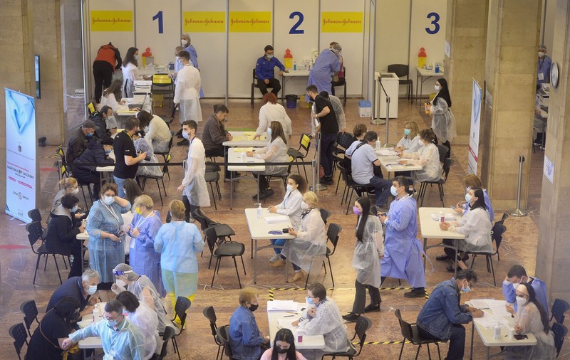 Maratonul de vaccinare din București, la final. Câte persoane s-au imunizat în 3 zile