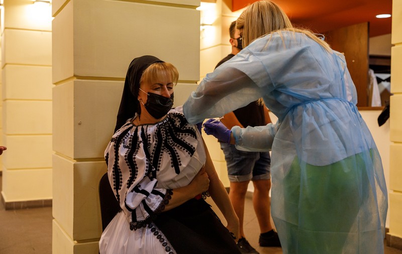 Noi maratoane de vaccinare, în weekend, în mai multe orașe din țară. Tinerii au un centru dedicat în Mamaia