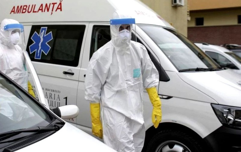 DSP Iaşi a anunţat după trei zile că medicul Lucian Miron, depistat pozitiv, a fost în spital