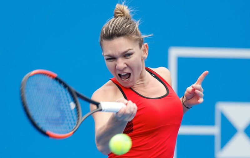 Simona Halep - Ying Ying Duan, în optimile turneului de la Shenzhen. Calificare pe motorină. Simo rămâne numărul 1 WTA | VIDEO