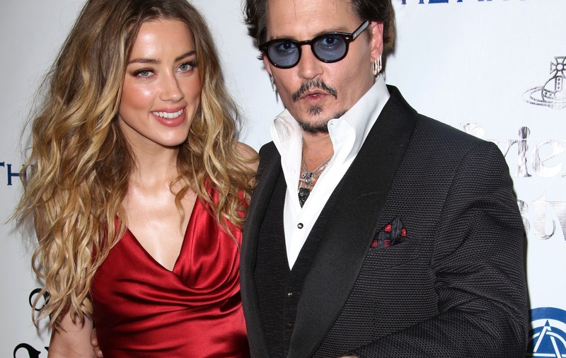 Nimeni nu se aștepta la asta! Johnny Depp va fi tătic! Cum şi-a dat toată lumea seama de asta!