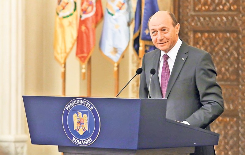 Traian Băsescu ȘI-A PUS CONSILIERII PE LIBER