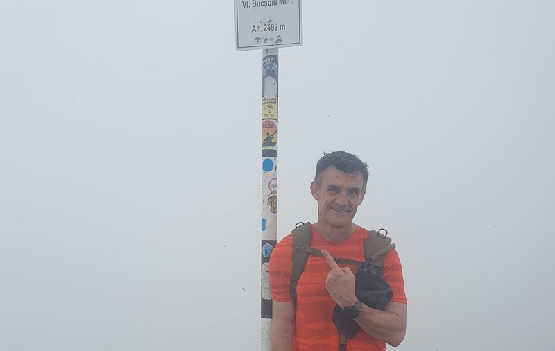 Turistul francez dat dispărut după ce a plecat în drumeţie pe un traseu din Masivul Bucegi a fost găsit mort într-o prăpastie