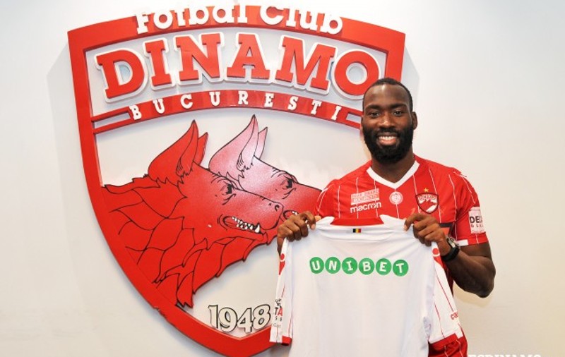 Atacantul Gregory Tade a semnat cu Dinamo. Ce salariu va avea