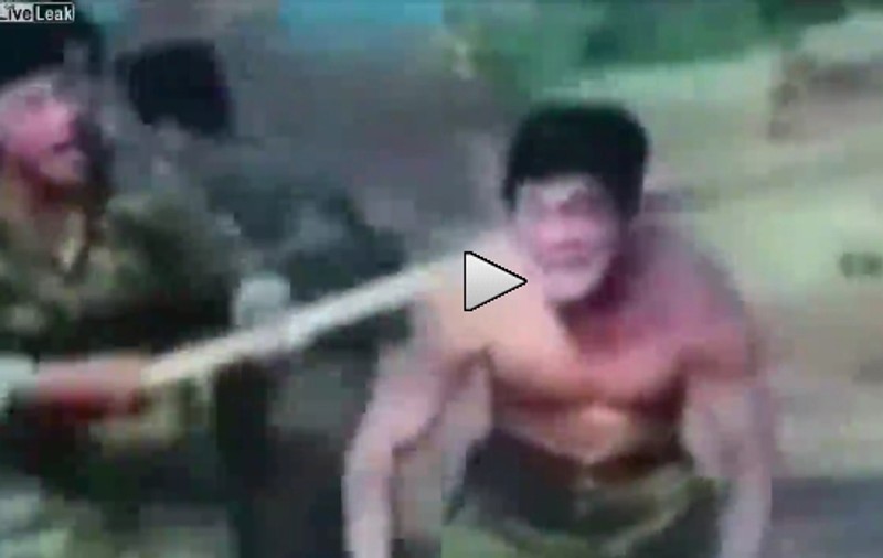 Şocant! Vezi cum erau schingiuiţi la antrenamente bodyguarzii lui Kim Jong Il | VIDEO