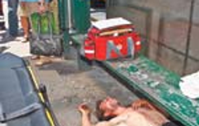 'Ajutati-ma, ca mor de cald!'