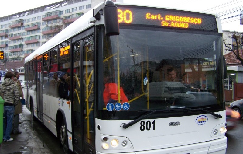 INCREDIBIL! Un clujean a dat 120 de euro pe un bilet de autobuz!