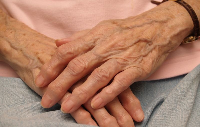 Bătrână de 86 de ani, prinsă la furat pentru a 61-a oară